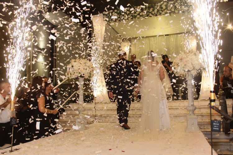 באה לסליחות ויצאה עם טבעת 18