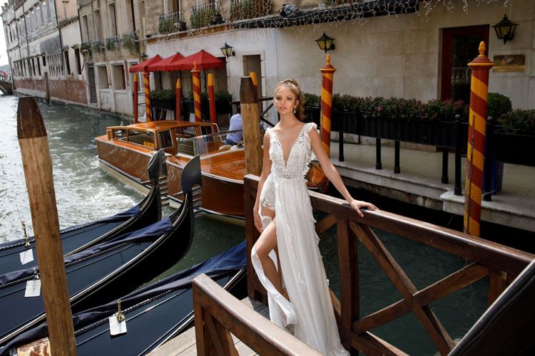 לא עוצרת: ג'ולי וינו מצטרפת לנבחרת הכוכבים בניו-יורק 10