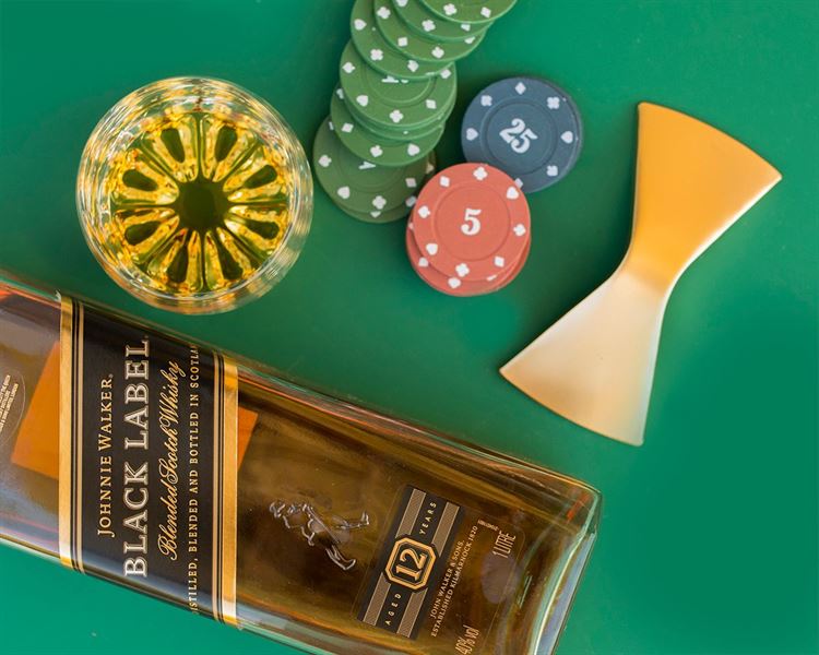 קשר מעוצב: חתונת פפיונים לוהטת במיוחד 8