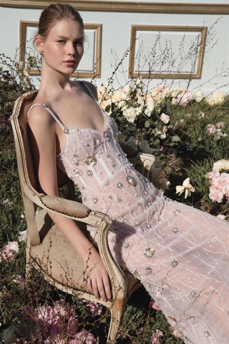 המעצבת שכובשת את המלתחה של הסלביות 3