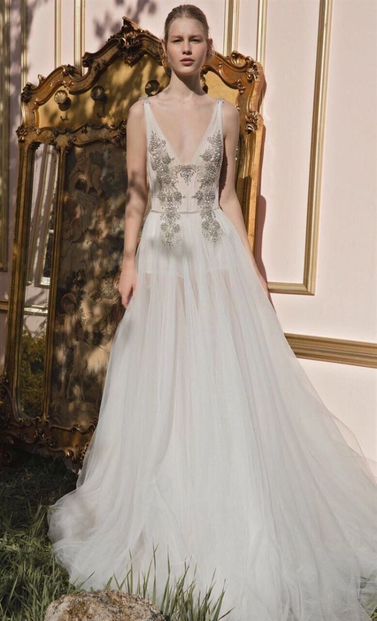 המעצבת שכובשת את המלתחה של הסלביות 4