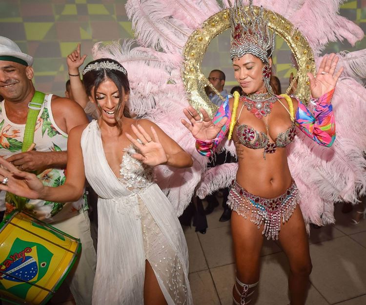 החתן והכלה שמתראים רק פעם בשבוע 21