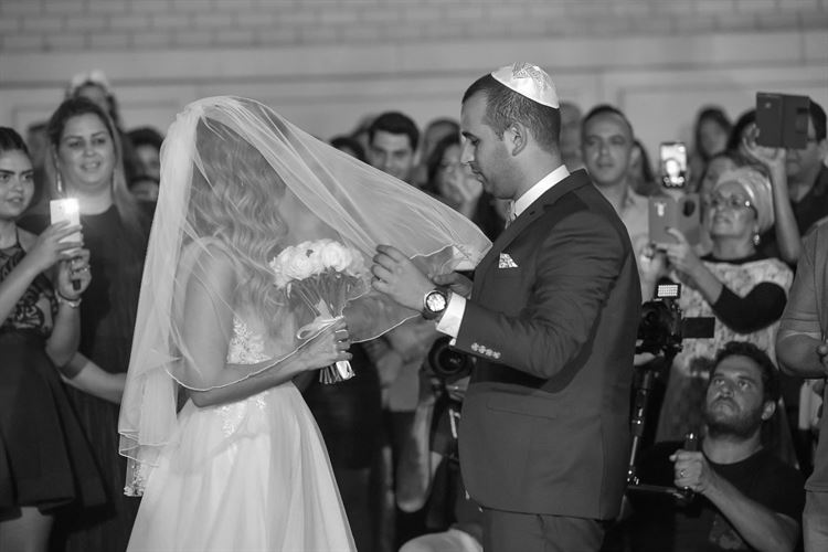 החתן והכלה שמתראים רק פעם בשבוע 14