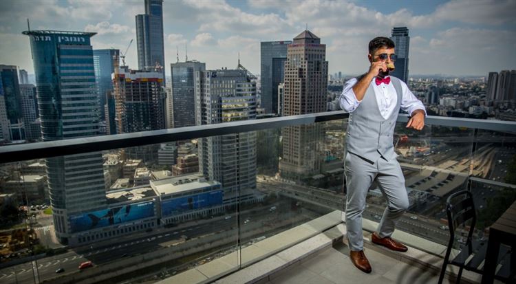 לא יאומן: הדייט הראשון שנמשך שבוע שלם 12