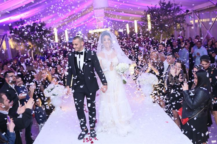 הכל נשאר במשפחה: חתונה אחת, שני זוגות 14