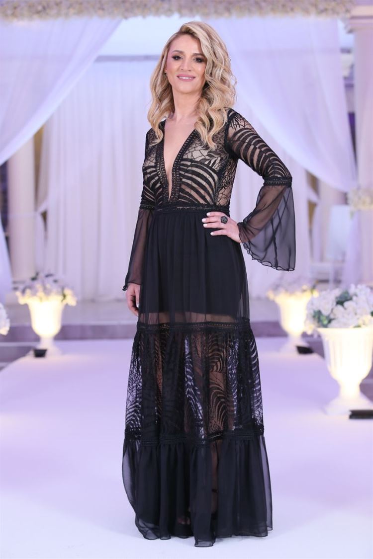 הכל נשאר במשפחה: חתונה אחת, שני זוגות 13