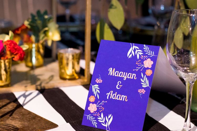 הזמנה לטיסה למקסיקו בחתונה של מעיין ואדם (צילום: טל רביב)