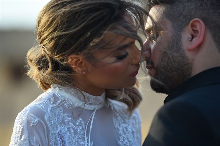 החתן שביקש דייט אחד וקיבל חתונה 13