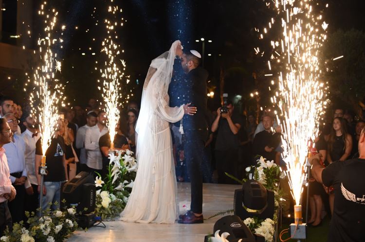 החתן שביקש דייט אחד וקיבל חתונה 20