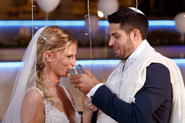 הבלוגרית שרמזה: רוני שינקמן השיגה את הטבעת 25