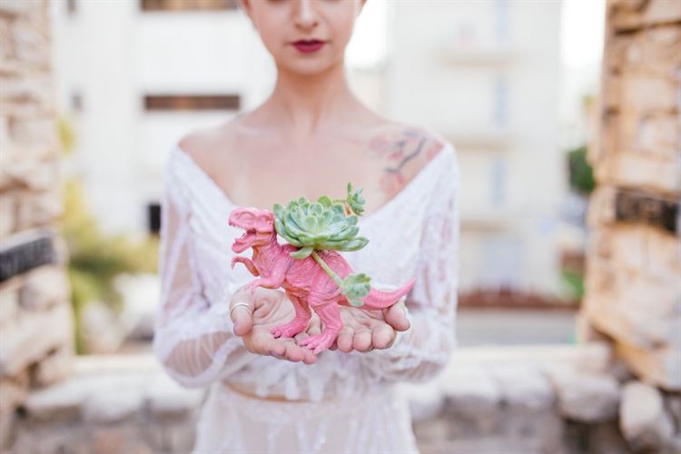 צובעים את סוכות: נואלי צבעונית מתמיד 15