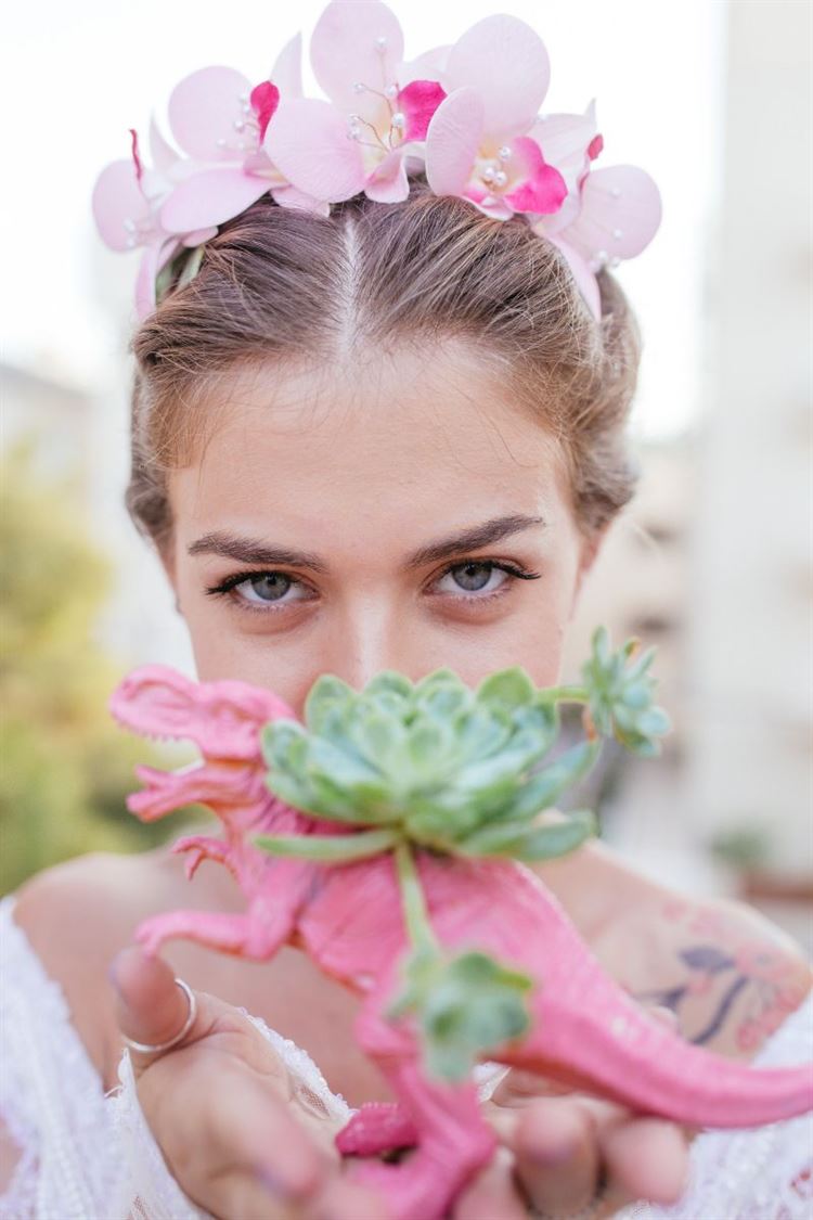 צובעים את סוכות: נואלי צבעונית מתמיד 17