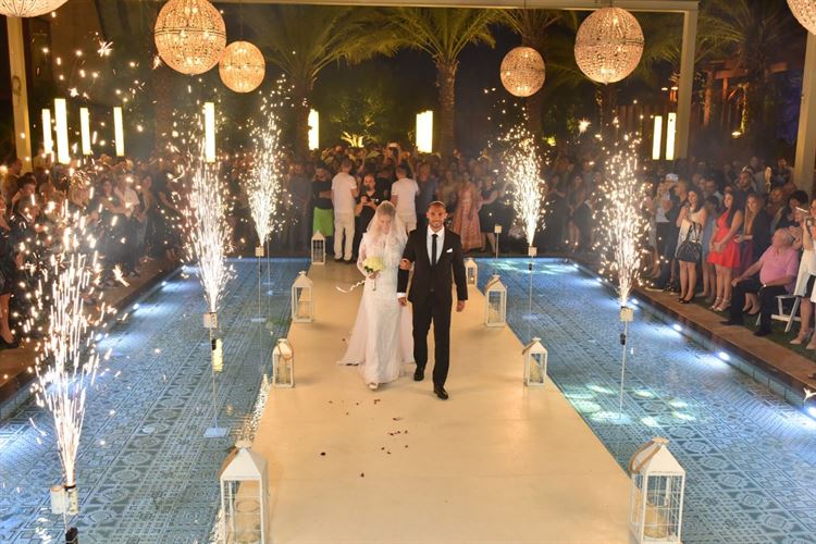 הכלה שחשדה: הצעת הנישואין שכמעט השתבשה 16