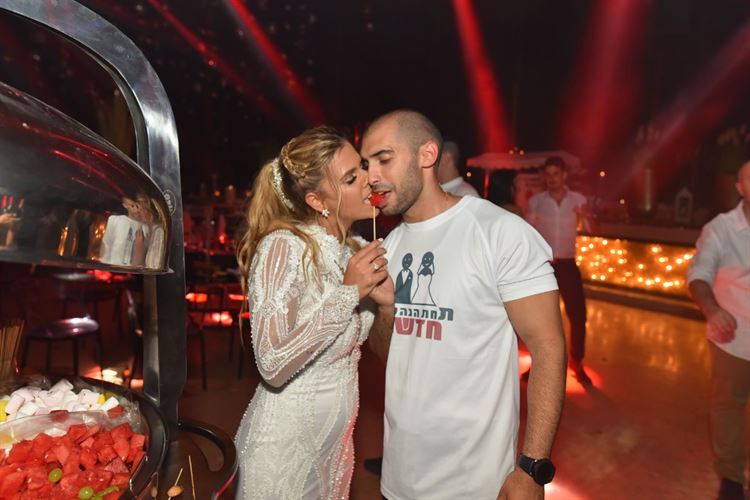 הכלה שחשדה: הצעת הנישואין שכמעט השתבשה 26