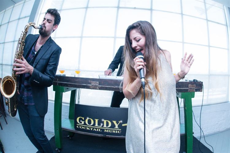 לא כמו כולם: הזוג שהחליט להיות מיוחד 13