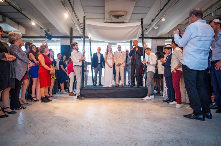 לא כמו כולם: הזוג שהחליט להיות מיוחד 16