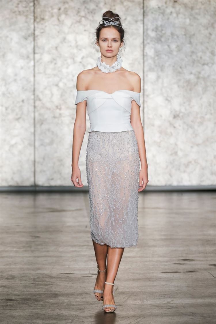 הטרנדים הלוהטים של שבוע האופנה לכלות בניו-יורק 6