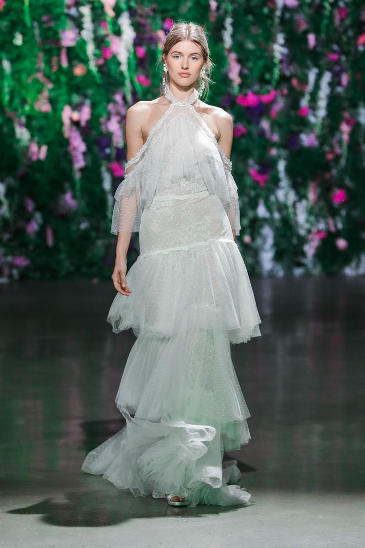 מעוררת את כל החושים: גליה להב בקולקציה חדשה 26