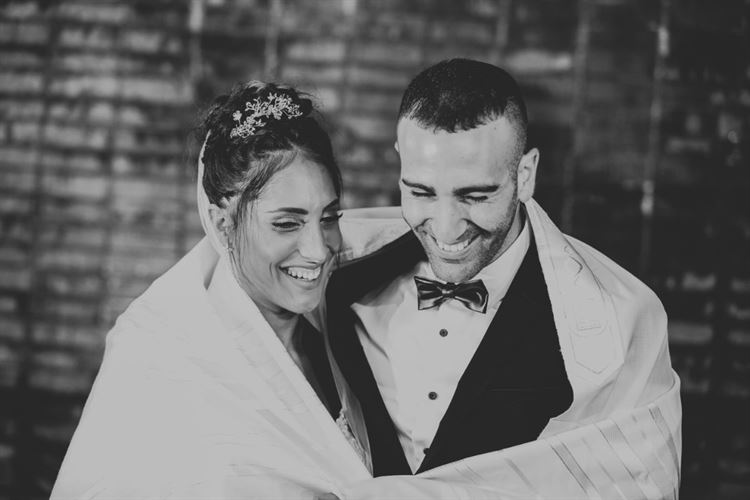 סיפור ההיכרות הכי מטורף שהכרתם 18