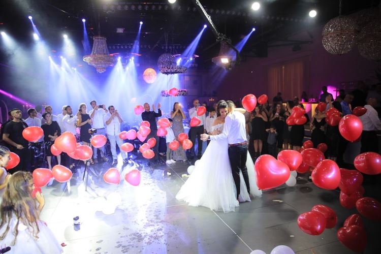 קרקס? פסטיבל? או שזאת בכלל חתונה? 20