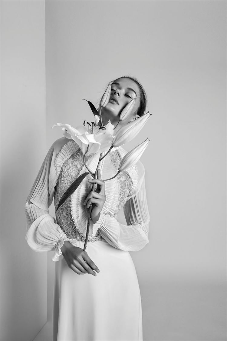 לא תאמינו כמה עולה שמלה של אלון ליבנה 13