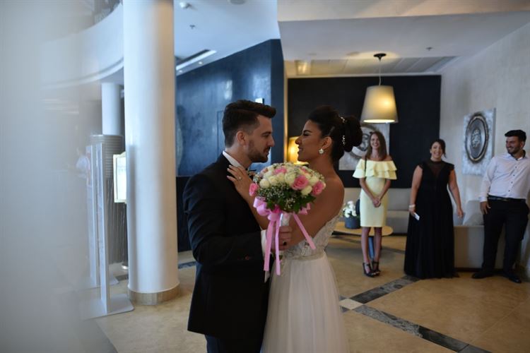 קבלו: הצעת נישואין בשמי הארץ ושלומי שבת 21