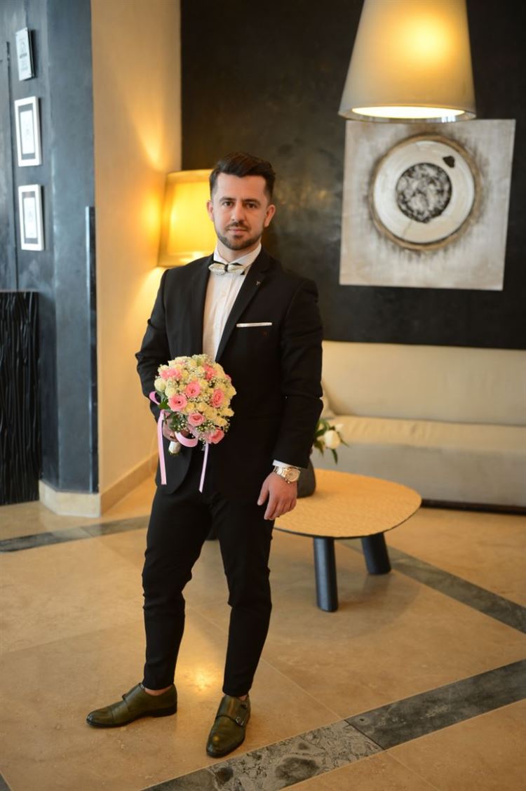 קבלו: הצעת נישואין בשמי הארץ ושלומי שבת 24