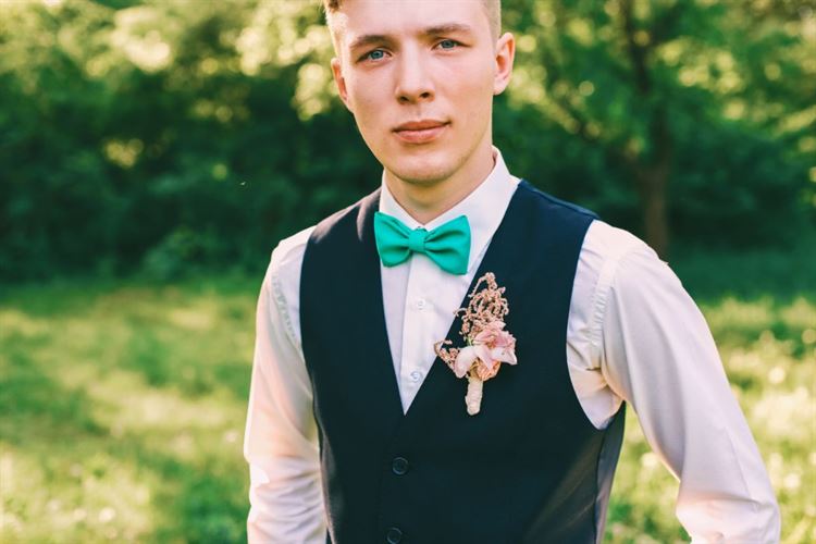 שאלות ומשימות מצחיקות לחבילה עוברת במסיבת רווקות 4