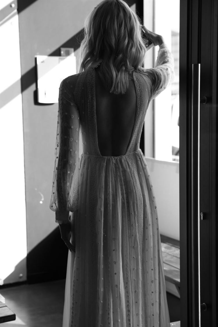 חתונת שישי בצהריים: שמלה אחת או שתיים? 2