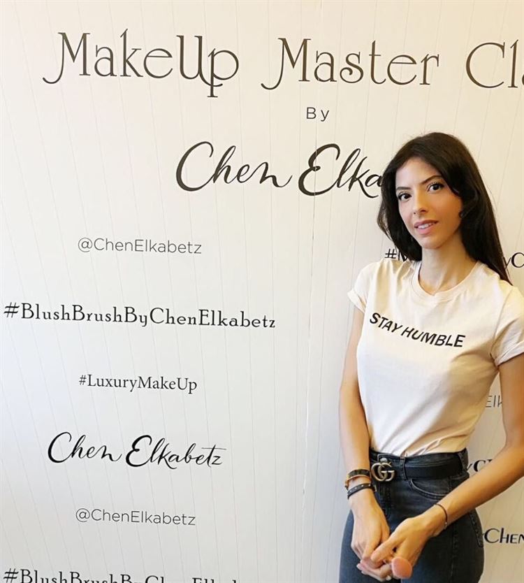 מי אחראי על הלוק הזוהר של כוכבי הביצה? 20