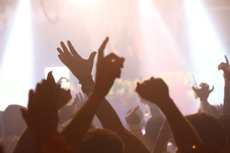 אמרנו כבר שהחתונה הזאת הייתה כמו מסיבה? (צילום: שי אסייג)