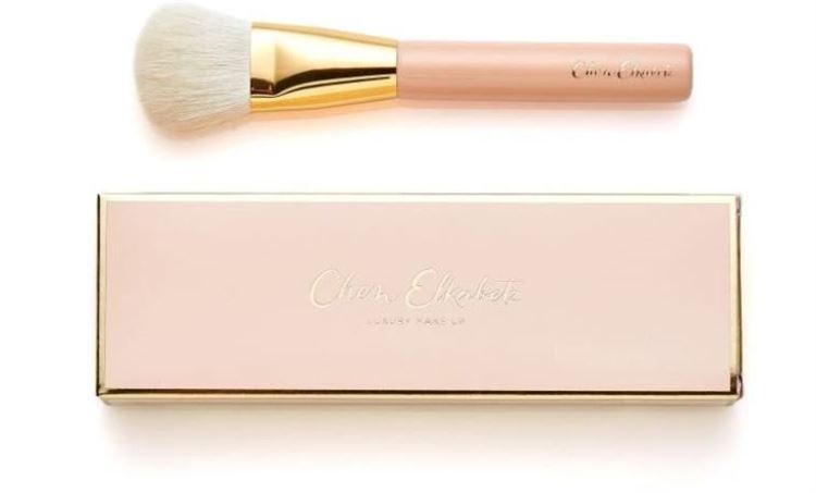 מי אחראי על הלוק הזוהר של כוכבי הביצה? 16