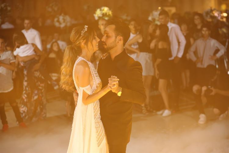 חתונה בסטייל: בני הזוג ששברו את כללי האופנה 33