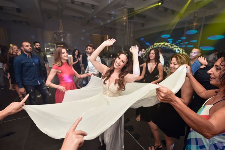 עשה לה שרירים: סיפור אהבה בחדר הכושר 17