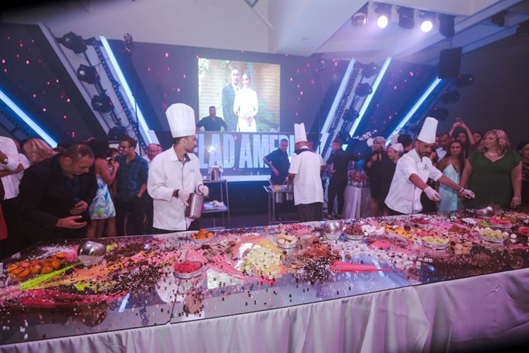 עשה לה שרירים: סיפור אהבה בחדר הכושר 21