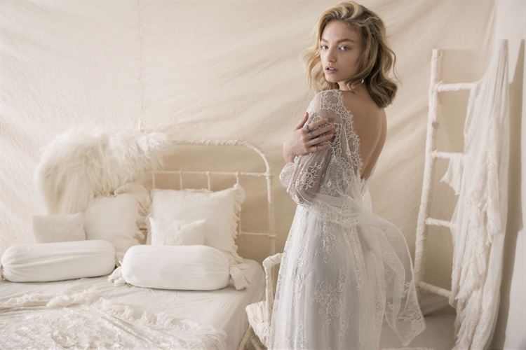 פנטזיה בלבן: הקולקציה החדשה של ליהי הוד 9