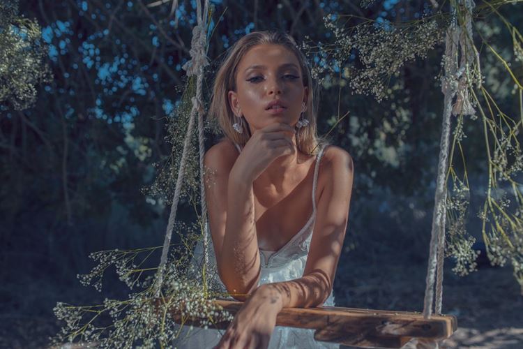 זרוקה ואורבנית: קטלוג מלא פיות וקסם 25