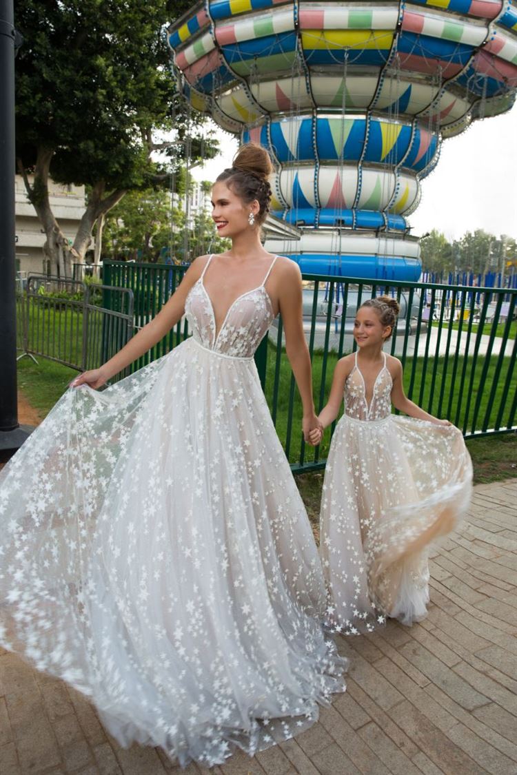 גלית רוביניק מציגה: שמלות כמו של נסיכות 6