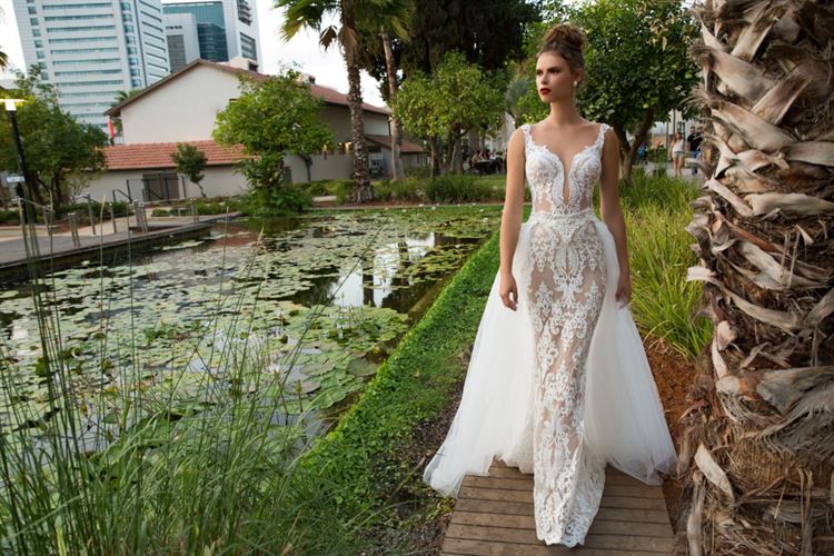 גלית רוביניק מציגה: שמלות כמו של נסיכות 11