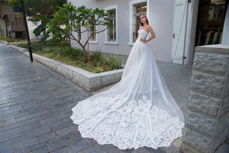 גלית רוביניק מציגה: שמלות כמו של נסיכות 21