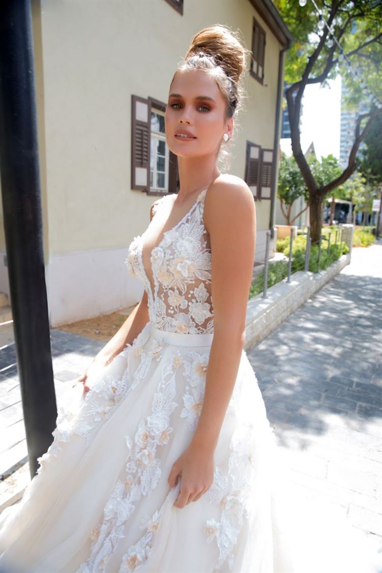 גלית רוביניק מציגה: שמלות כמו של נסיכות 27