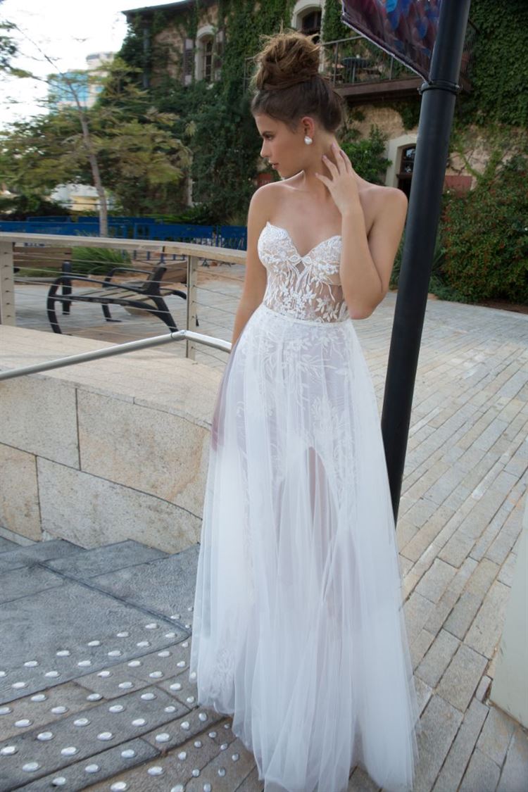 גלית רוביניק מציגה: שמלות כמו של נסיכות 38