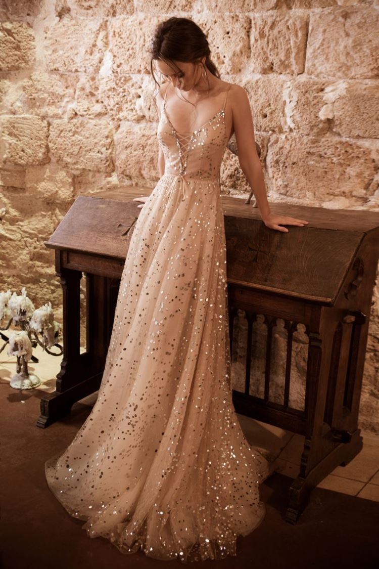 שמלות כלה באווירה אירופאית 18