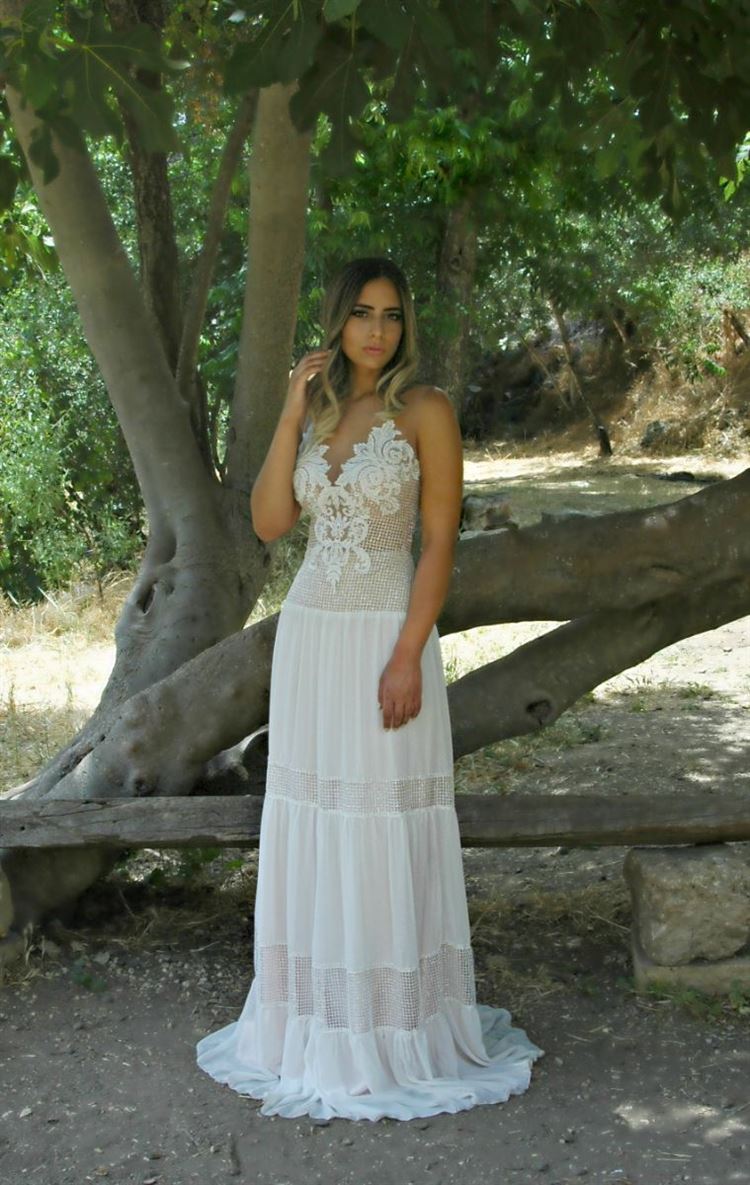 מה קורה כשמשלבים פרחים בשמלות כלה? 7