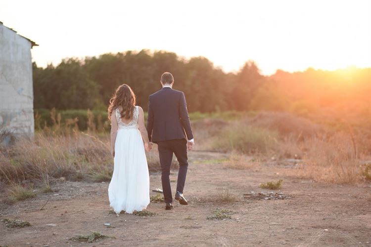 החתן שהצליח לכרוע ברך במקום צפוף במיוחד 8