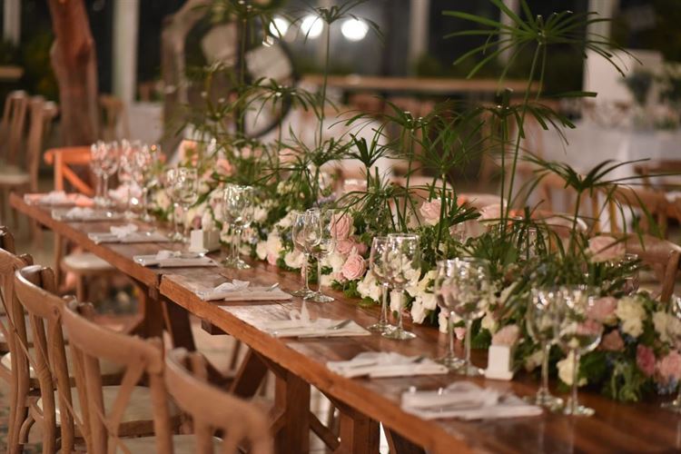 החתן שהצליח לכרוע ברך במקום צפוף במיוחד 17