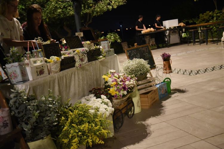 החתן שהצליח לכרוע ברך במקום צפוף במיוחד 18