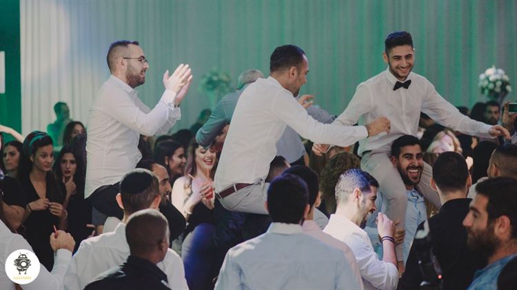 עניין של סטייל: החתונה ששמטה את כל הלסתות 25