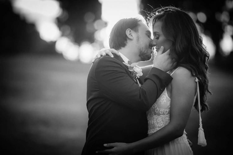 נוי שמש וארתור אוקונוב מרגשים אותנו ביום חתונתם  (צילום: רן שיינברגר)