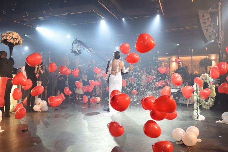 החתן והכלה מציגים: צילומי זוגיות של מקצוענים 17